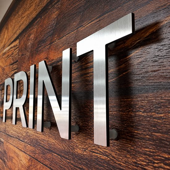 3D-Buchstaben und Logos 3